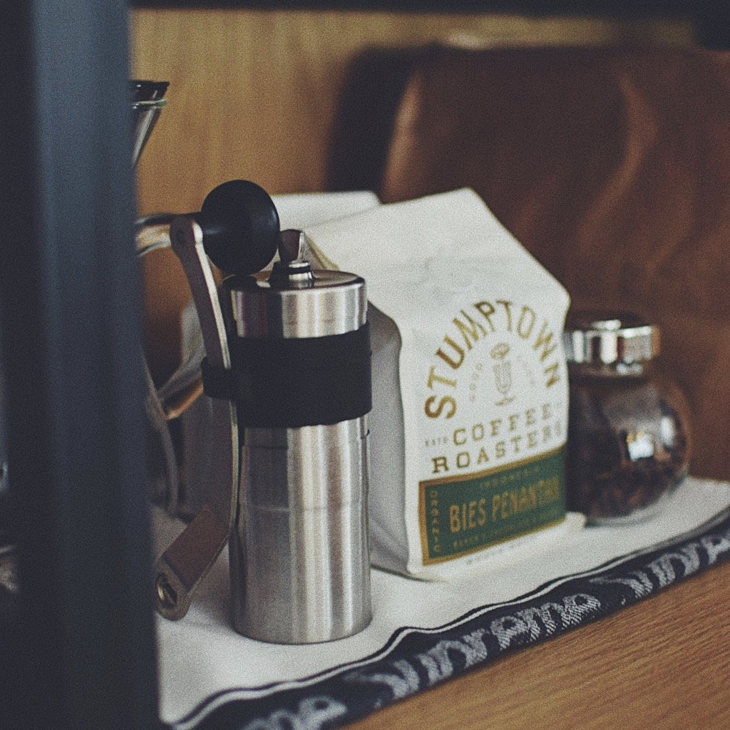 Stumptown Coffee Roasters(ストンプタウンコーヒーロースターズ）のコーヒー豆とPORLEX（ポーレックス）コーヒーミル・Ⅱミニ